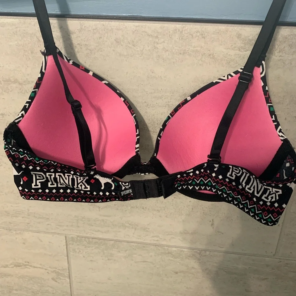 ‼️PINK wear everywhere push up bra! - Picture 2 of 3
